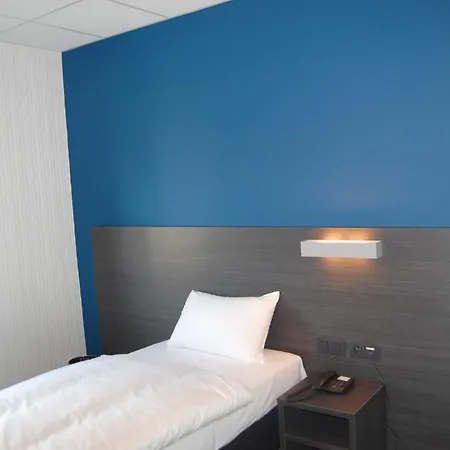 Harbour Hotel