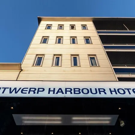 Harbour Hotel 3*